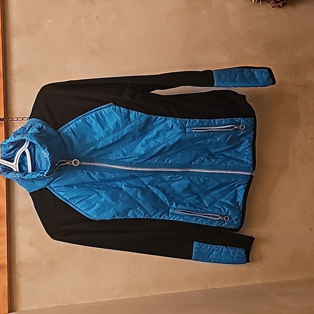 Calvin Klein athletic top size Medium